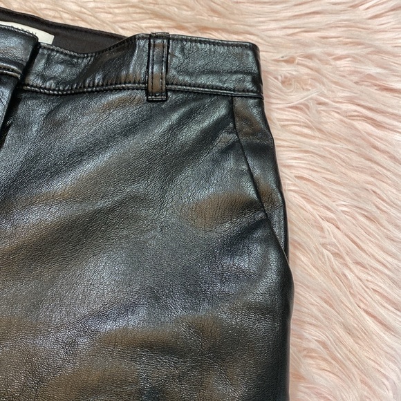 Aritzia Babaton Command Cropped High Rise Faux Leather Pants sz 4 - Picture 3 of 9